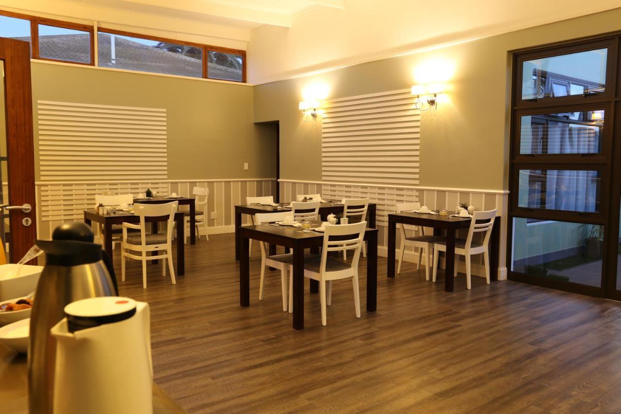 Namib Guesthouse 스바코프문트 외부 사진